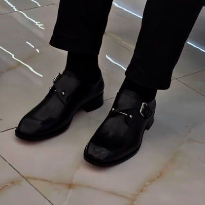 Flat-Sole Buckle Business Shoes