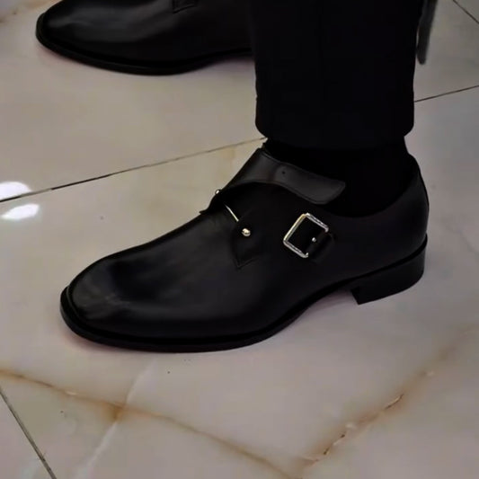 Flat-Sole Buckle Business Shoes