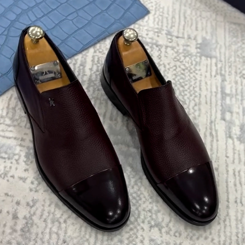 Color-Blocking Flat Shoes