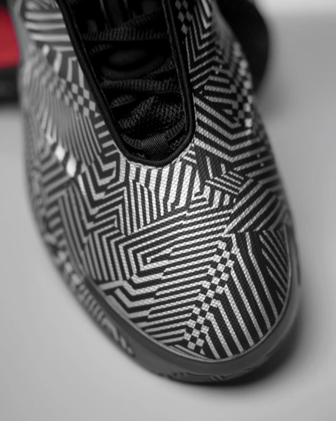 Men's Basketball Sneakers