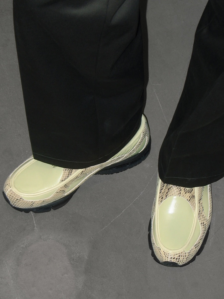 Low Cut Sneakers