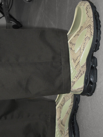Low Cut Sneakers